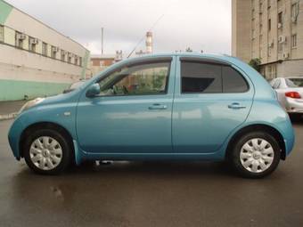 2003 Nissan March Pics