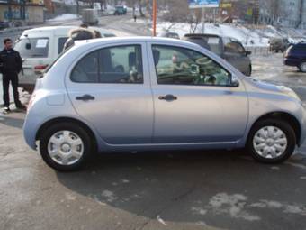 2003 Nissan March Images