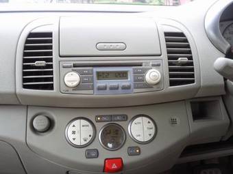 2003 Nissan March Pictures