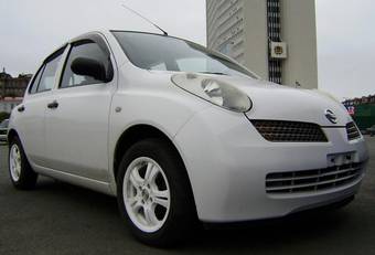 2003 Nissan March Pictures