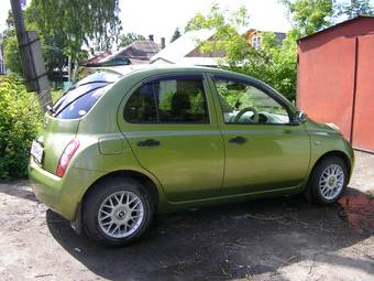 2003 Nissan March Pictures