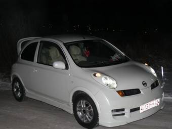 2003 Nissan March Pictures