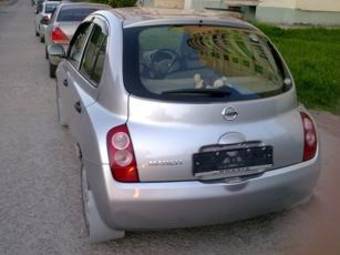 2003 Nissan March Photos