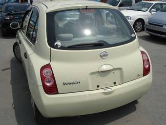 2003 Nissan March Images