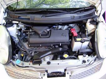 2003 Nissan March Photos