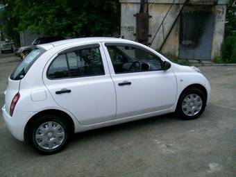 2003 Nissan March Photos