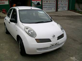 2003 Nissan March Pictures