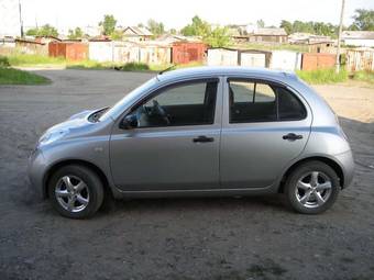 2003 Nissan March Photos