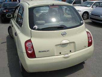 2003 Nissan March Pictures