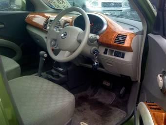 2003 Nissan March Photos