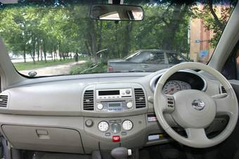 2003 Nissan March Pictures