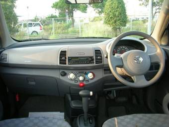 2003 Nissan March Photos