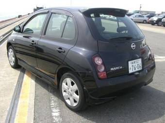 2003 Nissan March Pictures