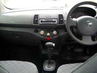 2003 Nissan March Pictures