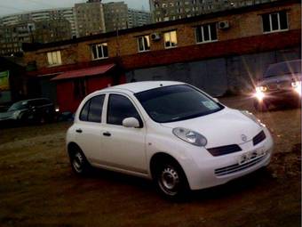 2003 Nissan March Pics