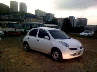 2003 Nissan March Pictures