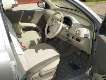 2003 Nissan March Pictures