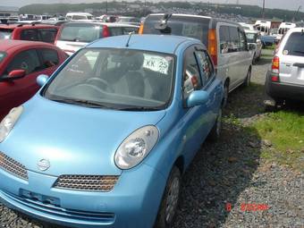 2003 Nissan March Photos
