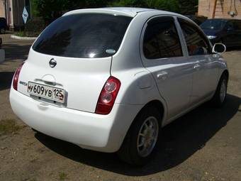 2003 Nissan March Pictures