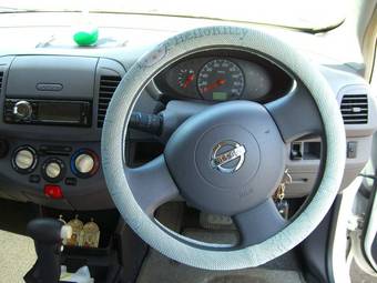 2003 Nissan March Photos