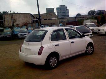 2003 Nissan March Pictures
