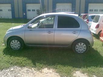 2003 Nissan March Pics