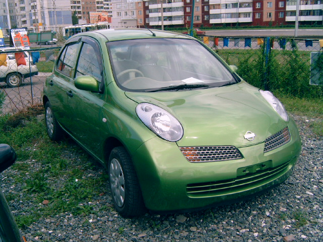 2004 Nissan March