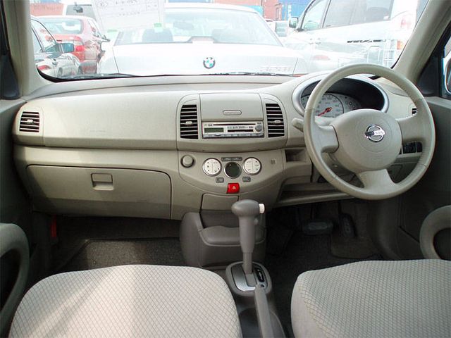 2004 Nissan March