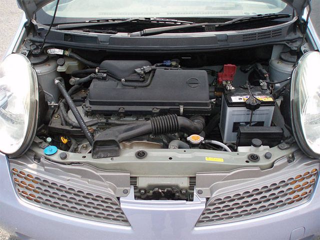 2004 Nissan March