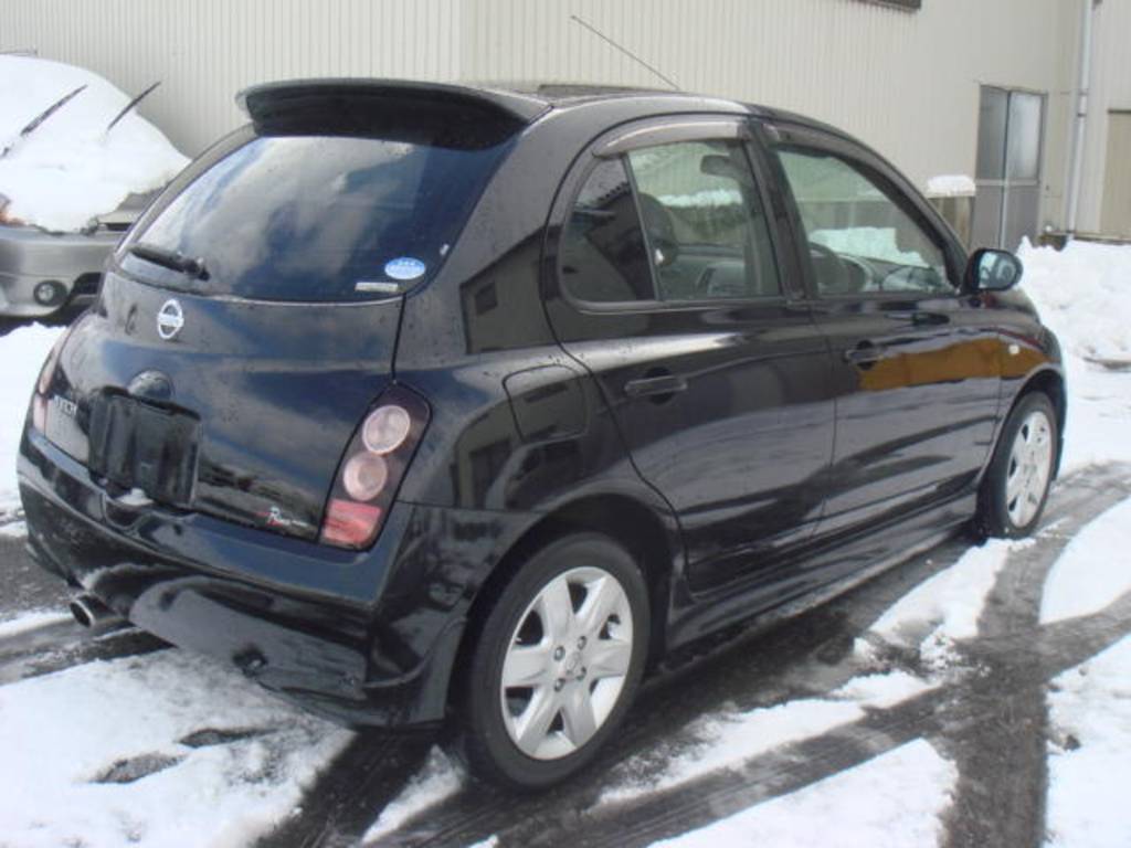 2004 Nissan March