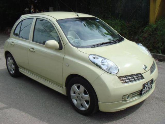 2004 Nissan March