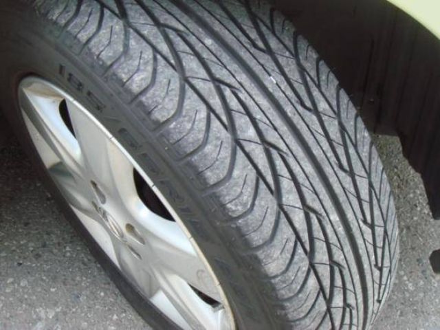2004 Nissan March