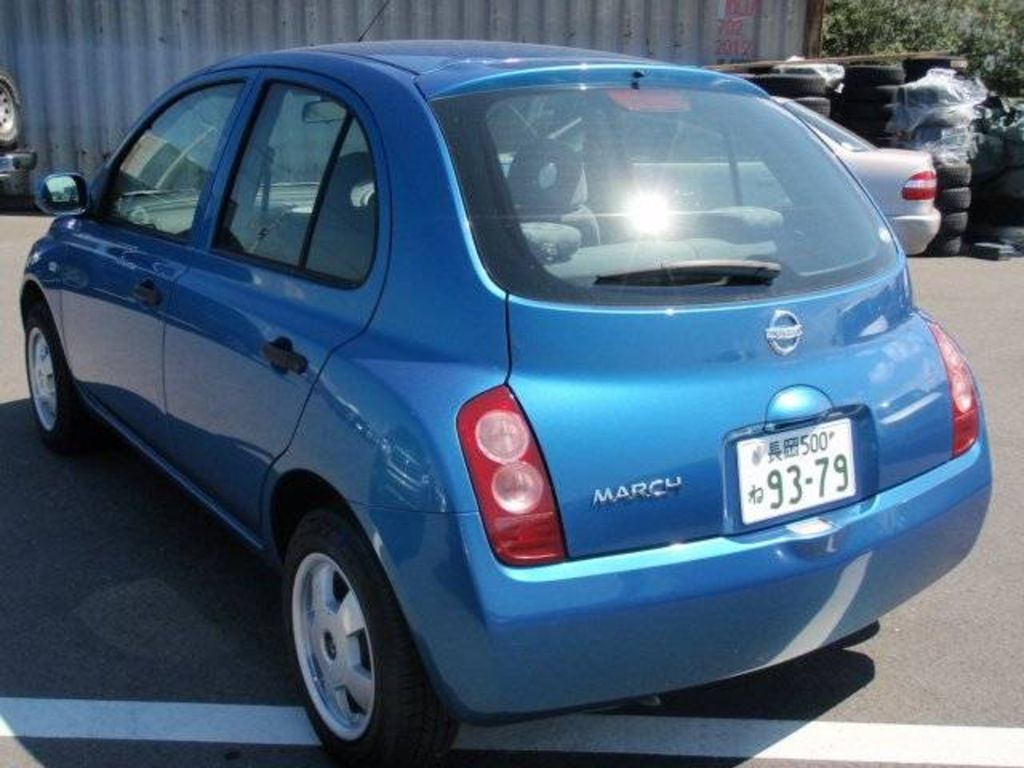 2004 Nissan March