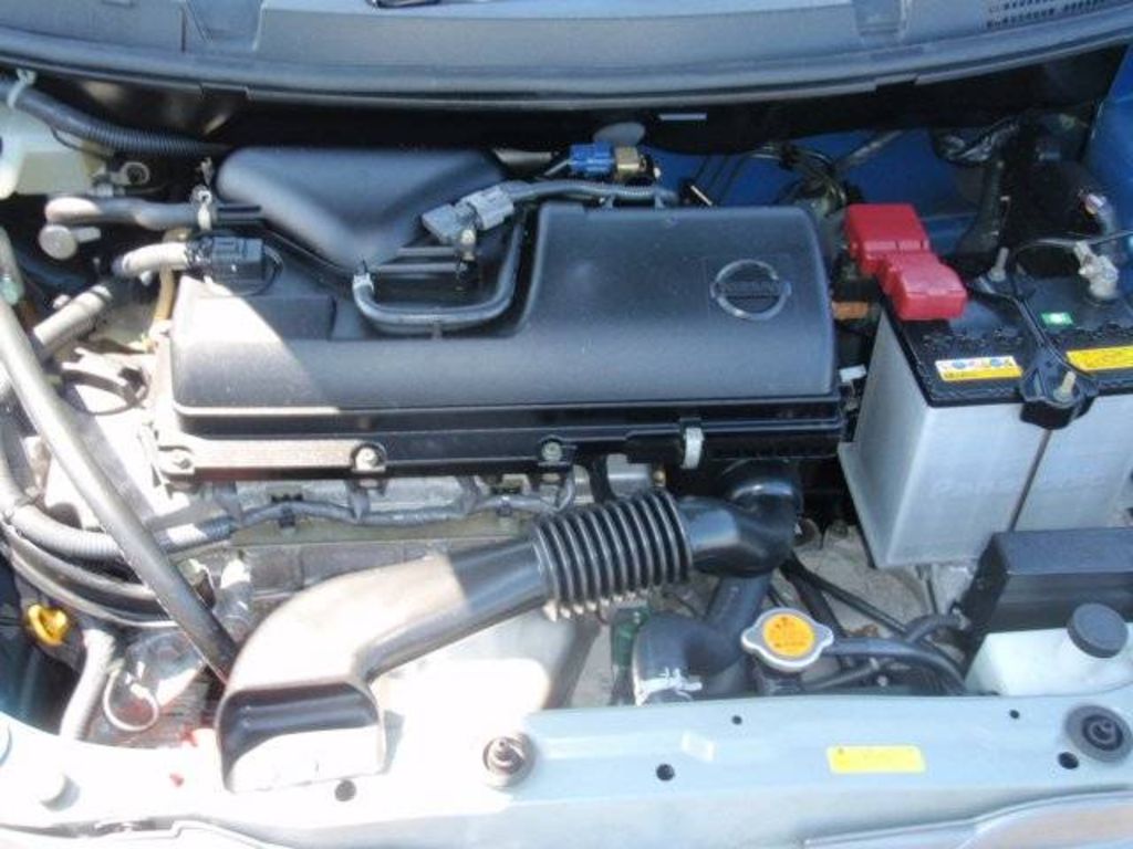 2004 Nissan March