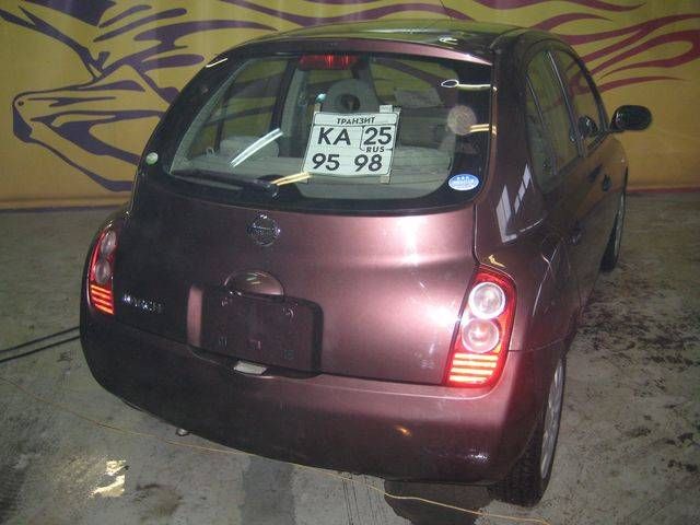 2004 Nissan March