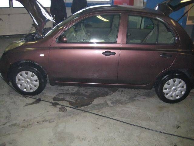 2004 Nissan March