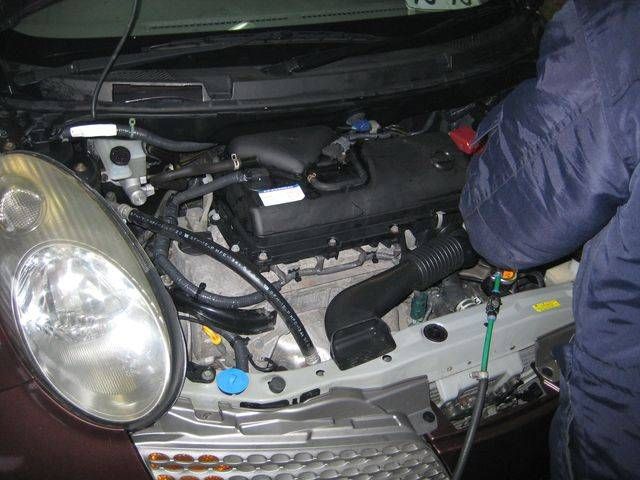 2004 Nissan March