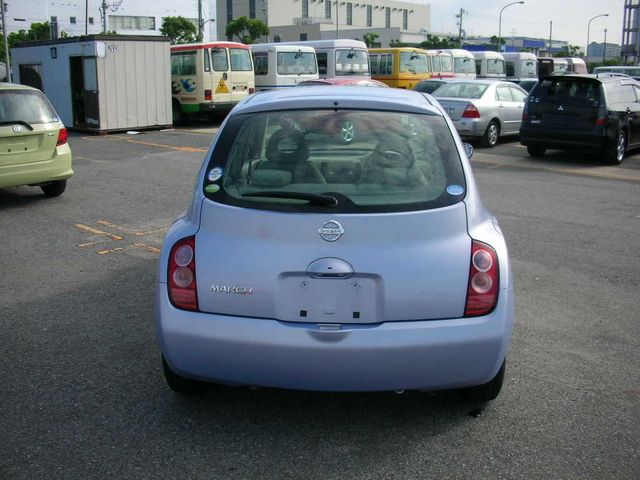 2004 Nissan March