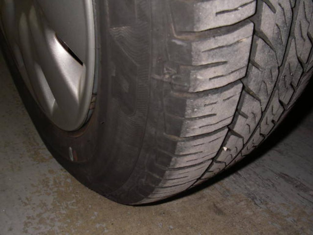 2004 Nissan March