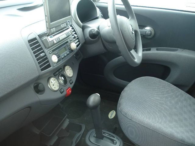 2004 Nissan March