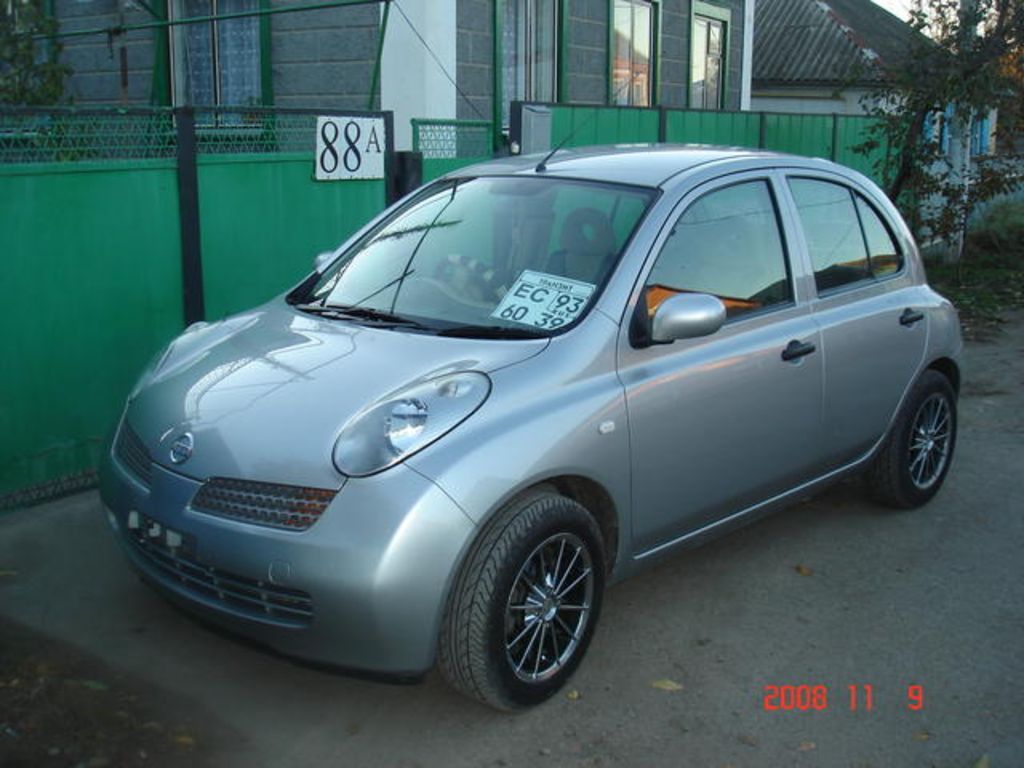 2004 Nissan March