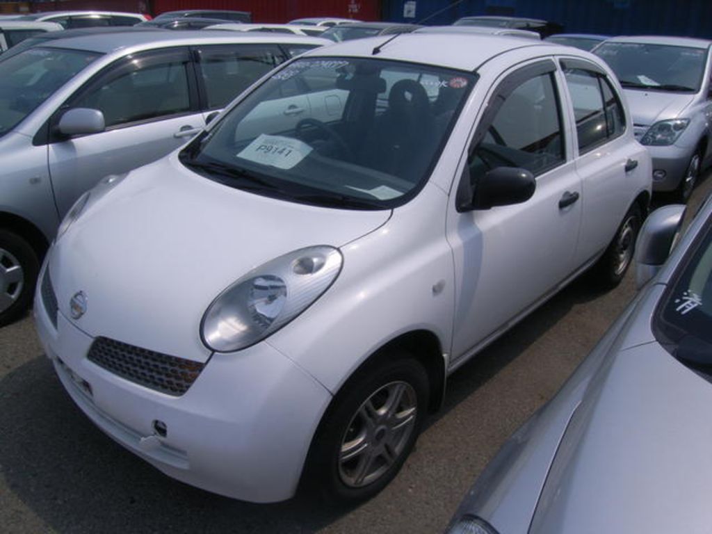 2004 Nissan March