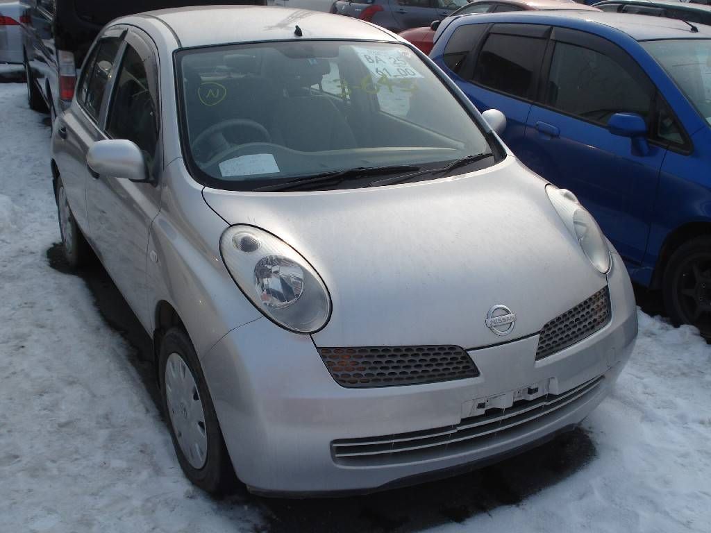 2004 Nissan March