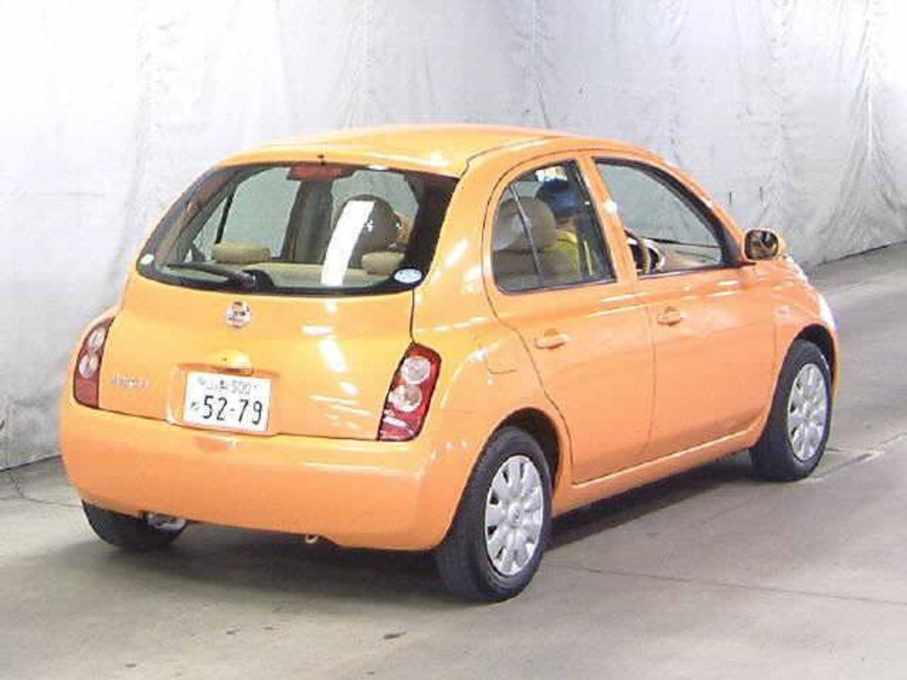 2004 Nissan March