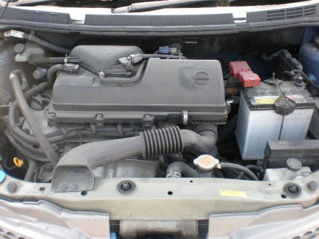 2004 Nissan March