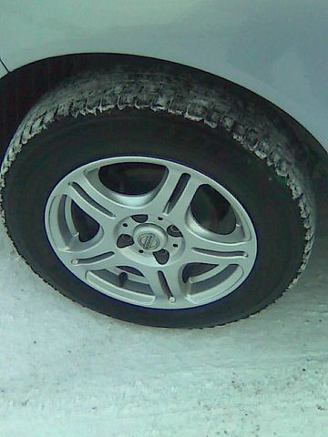 2004 Nissan March