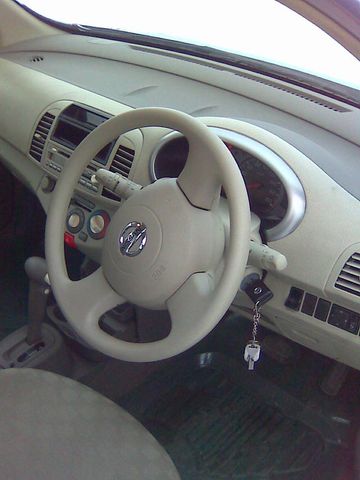 2004 Nissan March