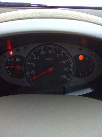 2004 Nissan March