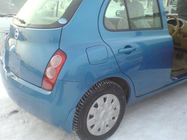 2004 Nissan March