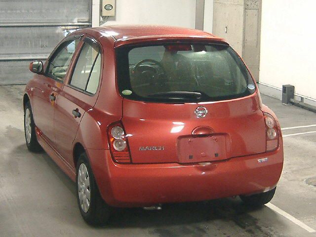 2004 Nissan March